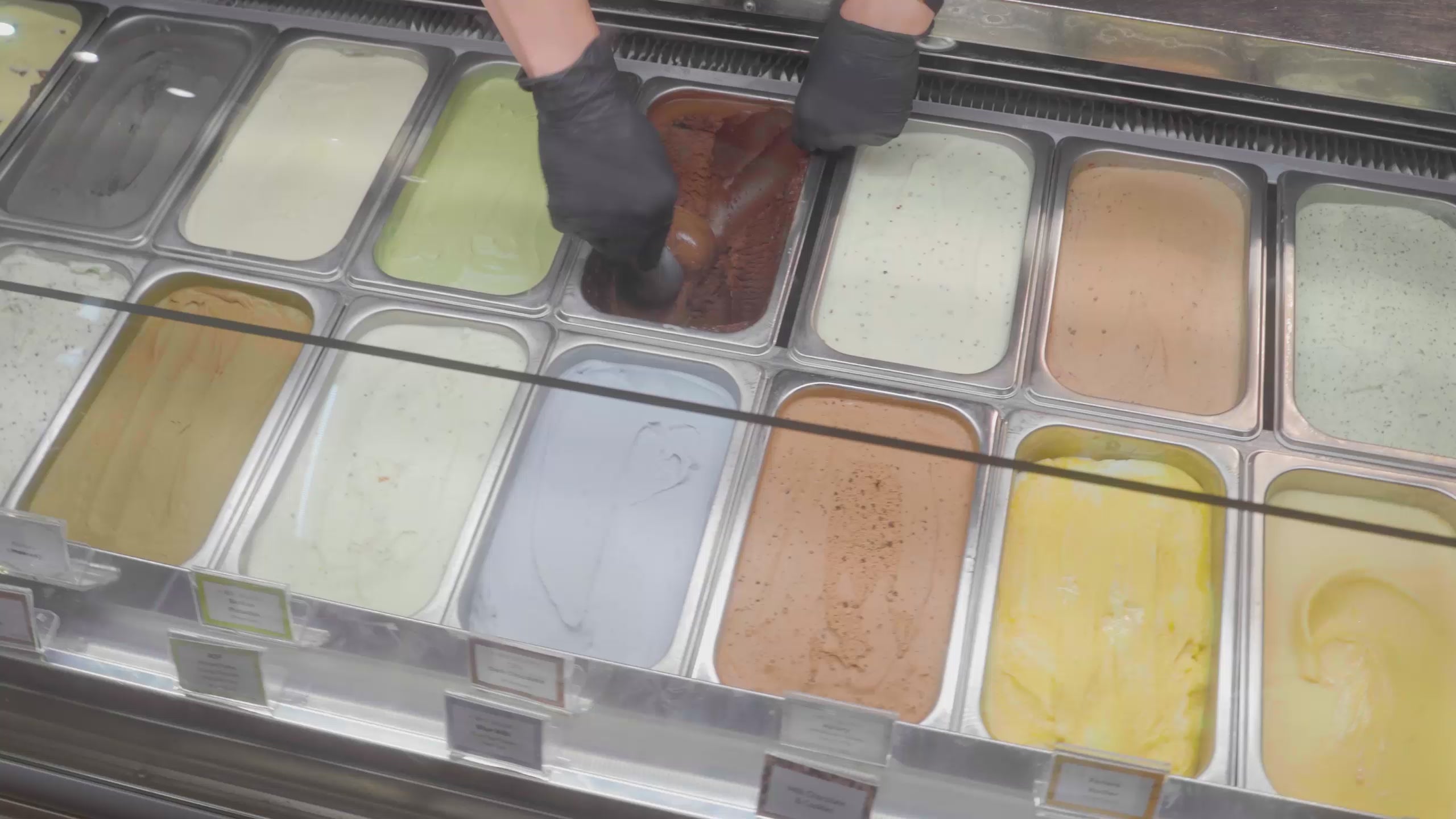 Load video: Apiary Ice Cream Dessert Shop @ 84 Neil Road, Singapore